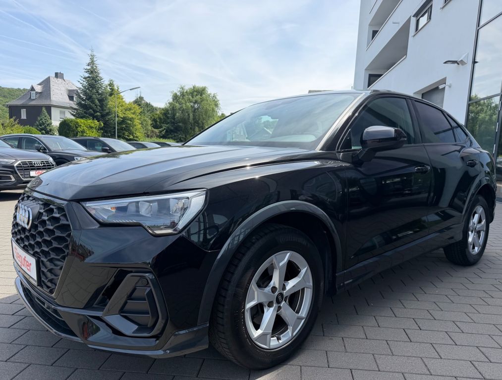Image of Audi Q3
