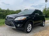 Ford Kuga Champions Edition 2.0d Tüv=Neu! 1.Hand VB - Ford Kuga: Champions Edition