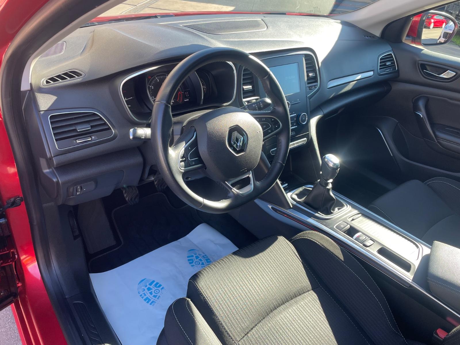 Renault Megane IV 1,3 Limo/Navi/Klima/Kamera/LED/PDC
