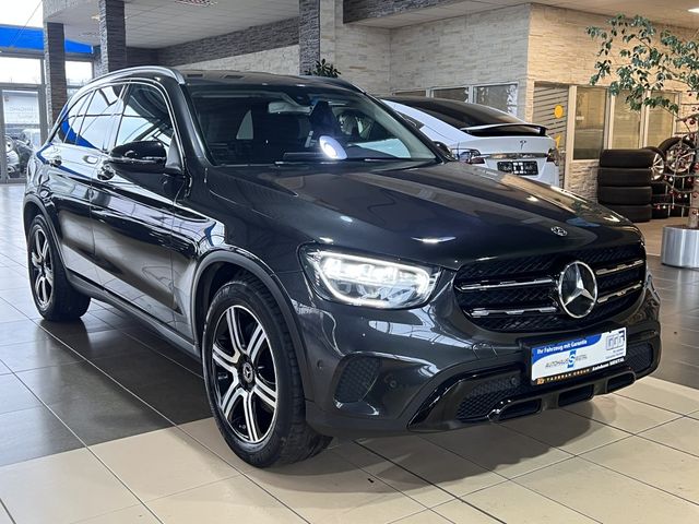 Mercedes-Benz GLC 220 4M*Night-Paket*AHK*LED*MBUX*R.Cam*SHZ*PD