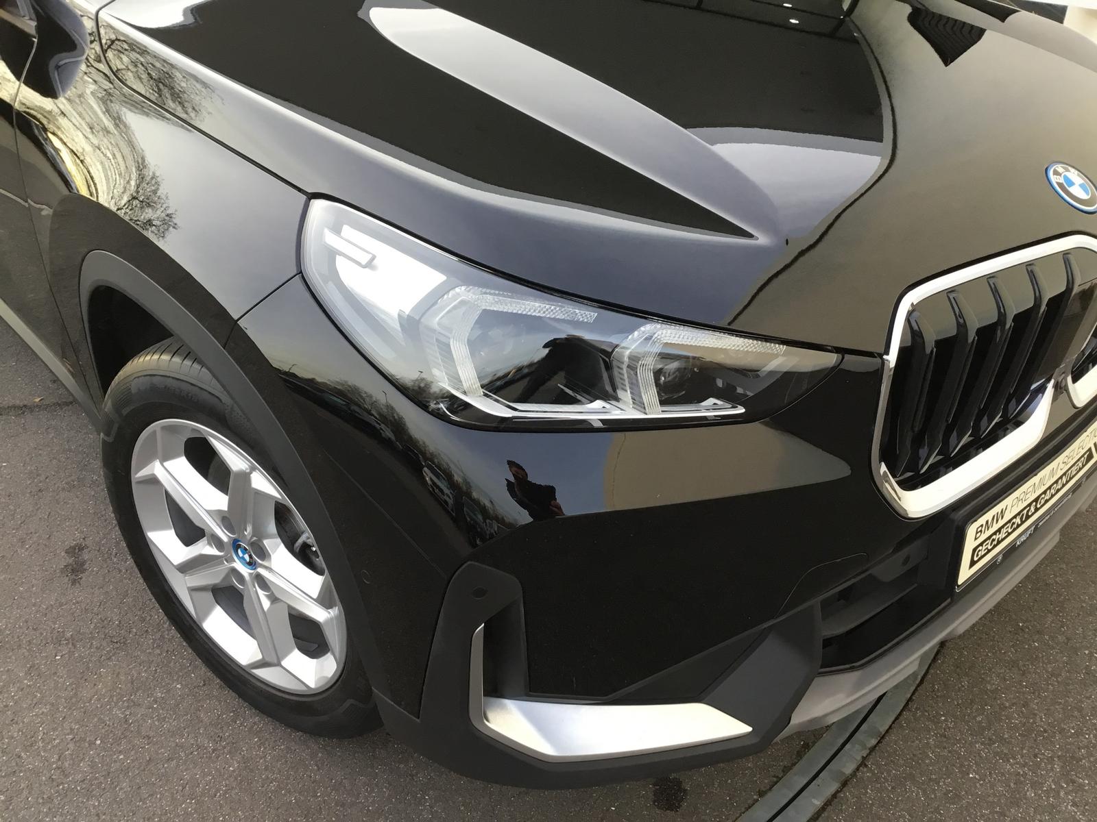 BMW X1 xDrive25e LC PROF+HUD+LED+KAMERA+LM18