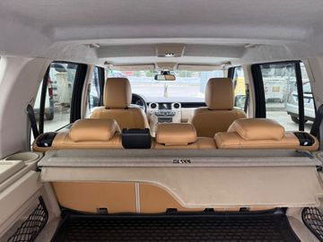Land-Rover Discovery - 12