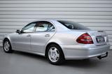 Mercedes-Benz E 320 AVANTGARDE+Automatik+Bi-Xenon+AHK - Mercedes-Benz E 320 Gebrauchtwagen