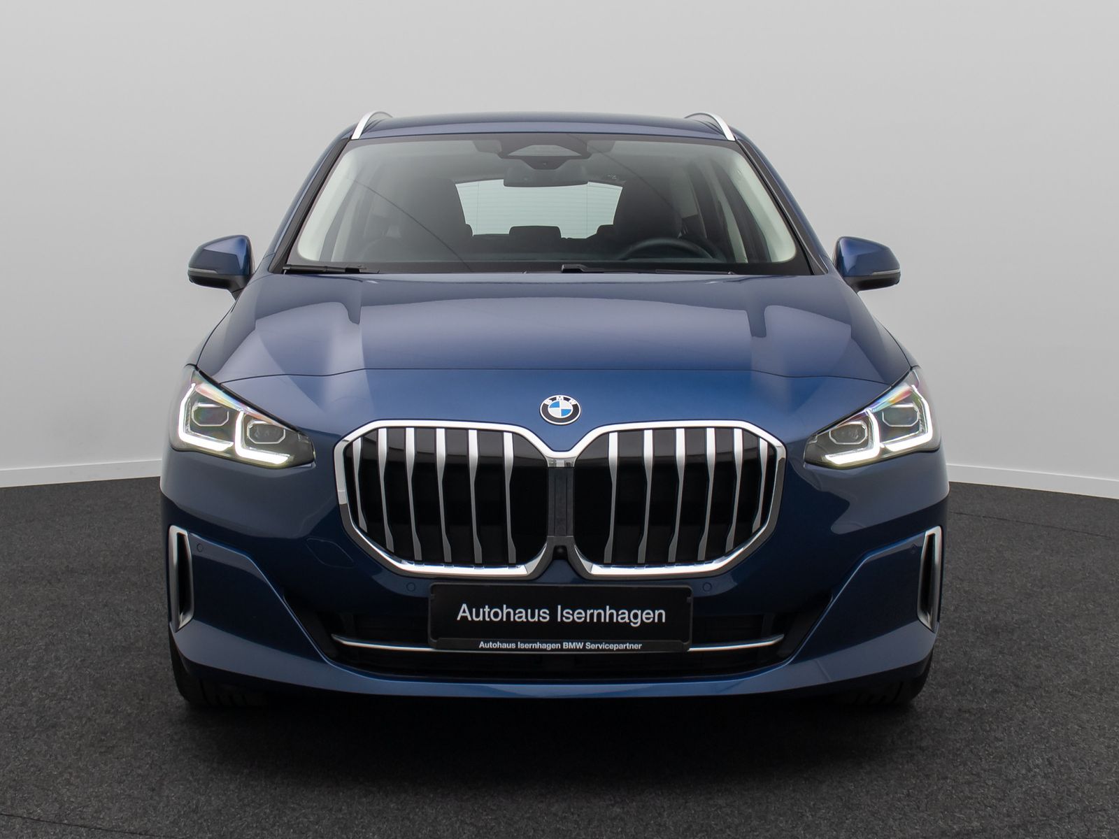 Fahrzeugabbildung BMW 223 Active Tourer Luxury Line 360°H/K HUD Sport