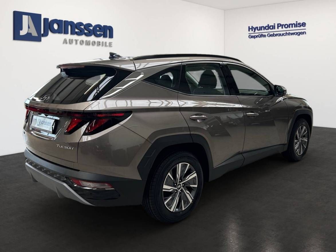 Fahrzeugabbildung Hyundai TUCSON LED-Grilldesin