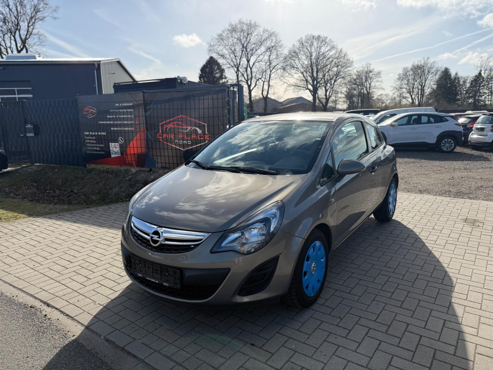 Opel Corsa D Selection 1. HAND/WENIG KM/SEHR GEPFLEGT