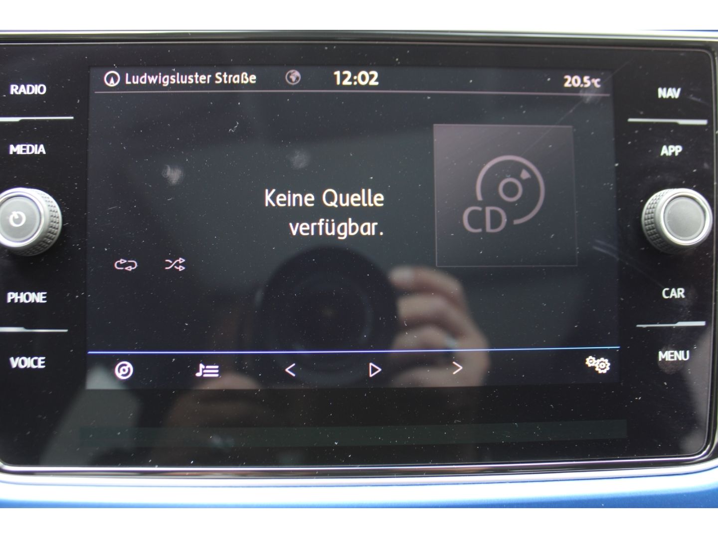 VW T-Roc 1.5 TSI Style 45 DSG ACC LED Pano RFK StHz - Image 20