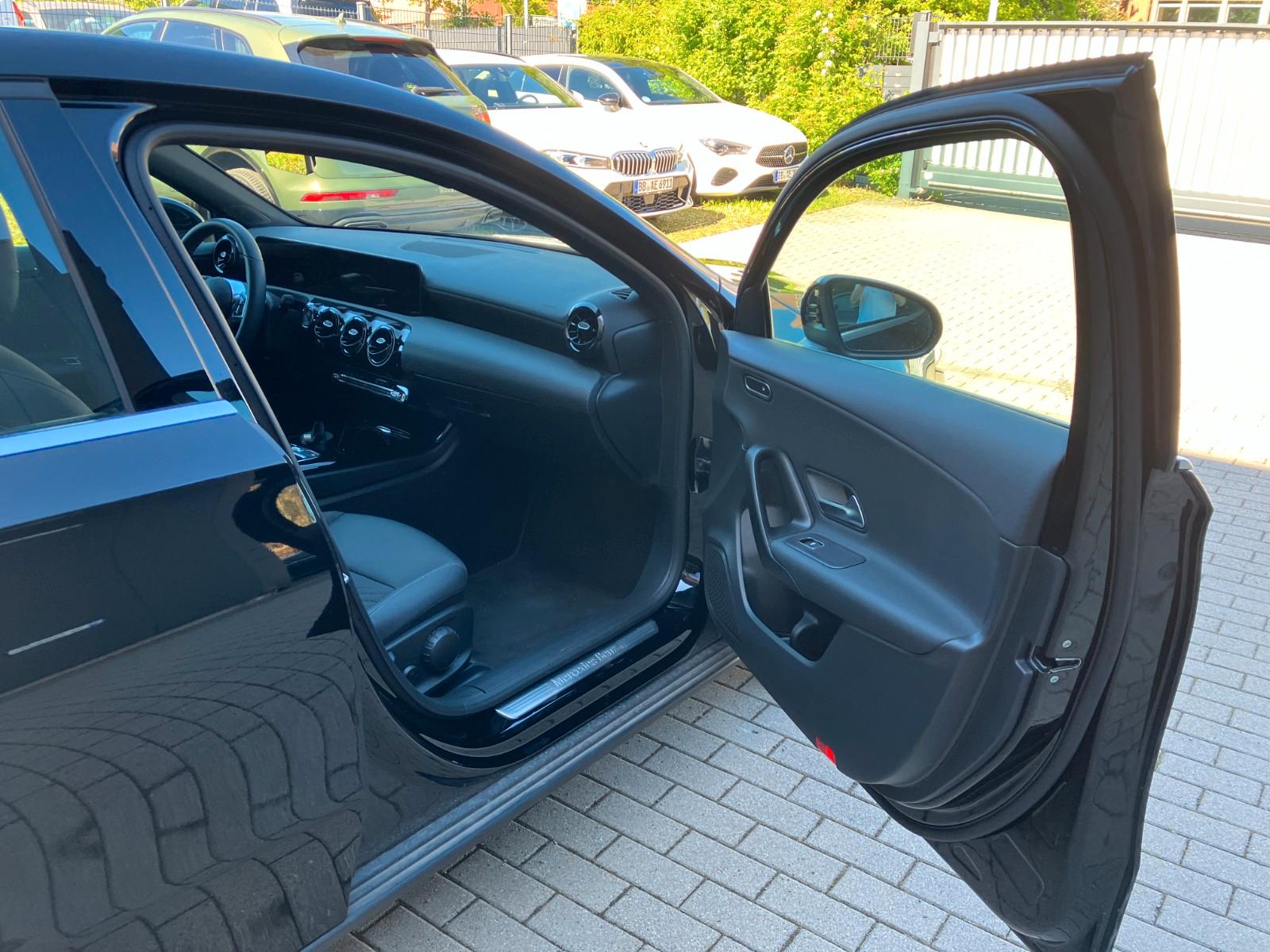 Mercedes-Benz A 250 e