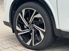 NISSAN Qashqai 1.3 Tekna+ DIG-T MHEV*HEAD UP*PANO*BOSE*