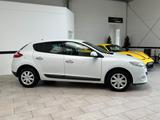 Renault Megane 1,6 16V Dynamique Klimaaut.*Sitzheizung* - Renault Megane aus 2010