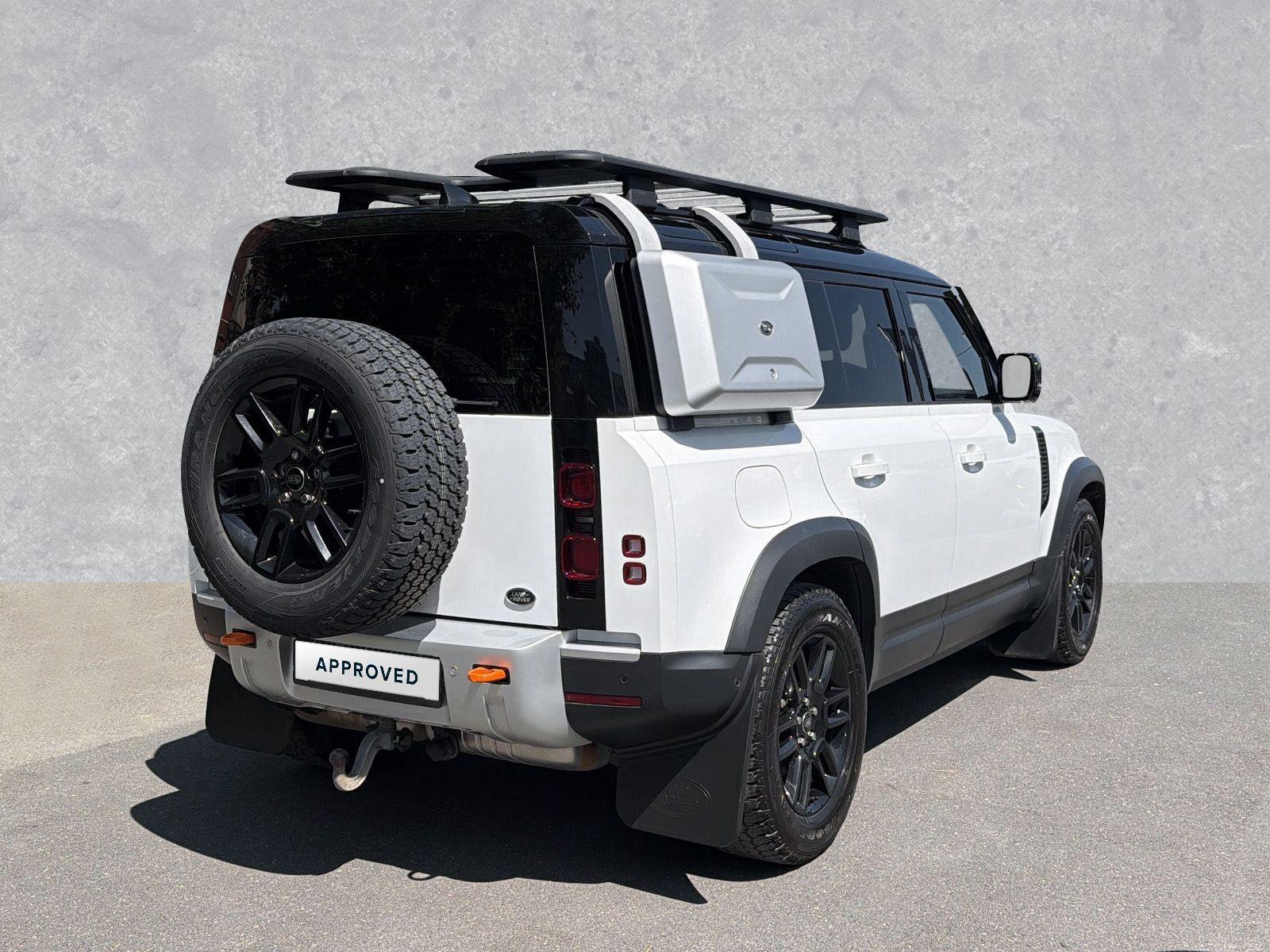 Land Rover Defender 110 D250 Defender SE Explorer Pack