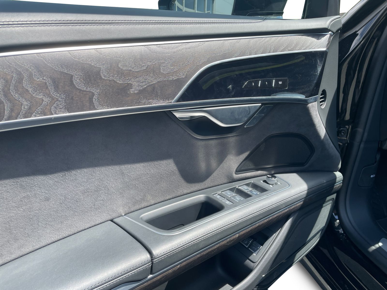 Audi A8 - Bild 15