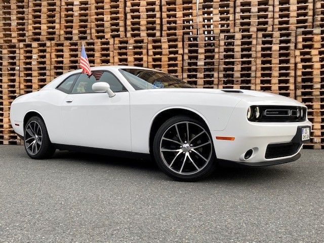 Fahrzeugabbildung Dodge Challenger 3.6 SXT 20 Zoll Alu Kamera Automatik