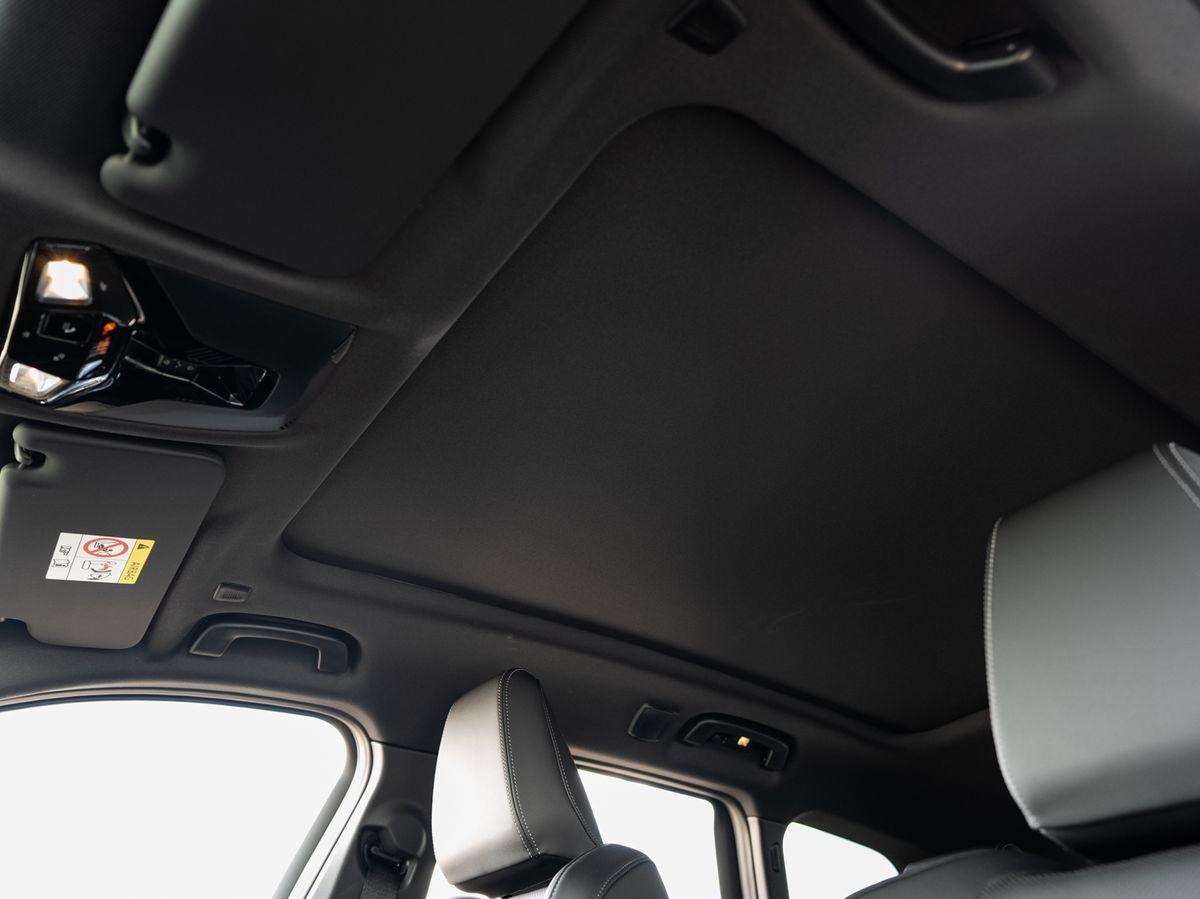 BMW X1 sDrive20i M-Sport AHK PANO ACC KoZg AdLED LRH