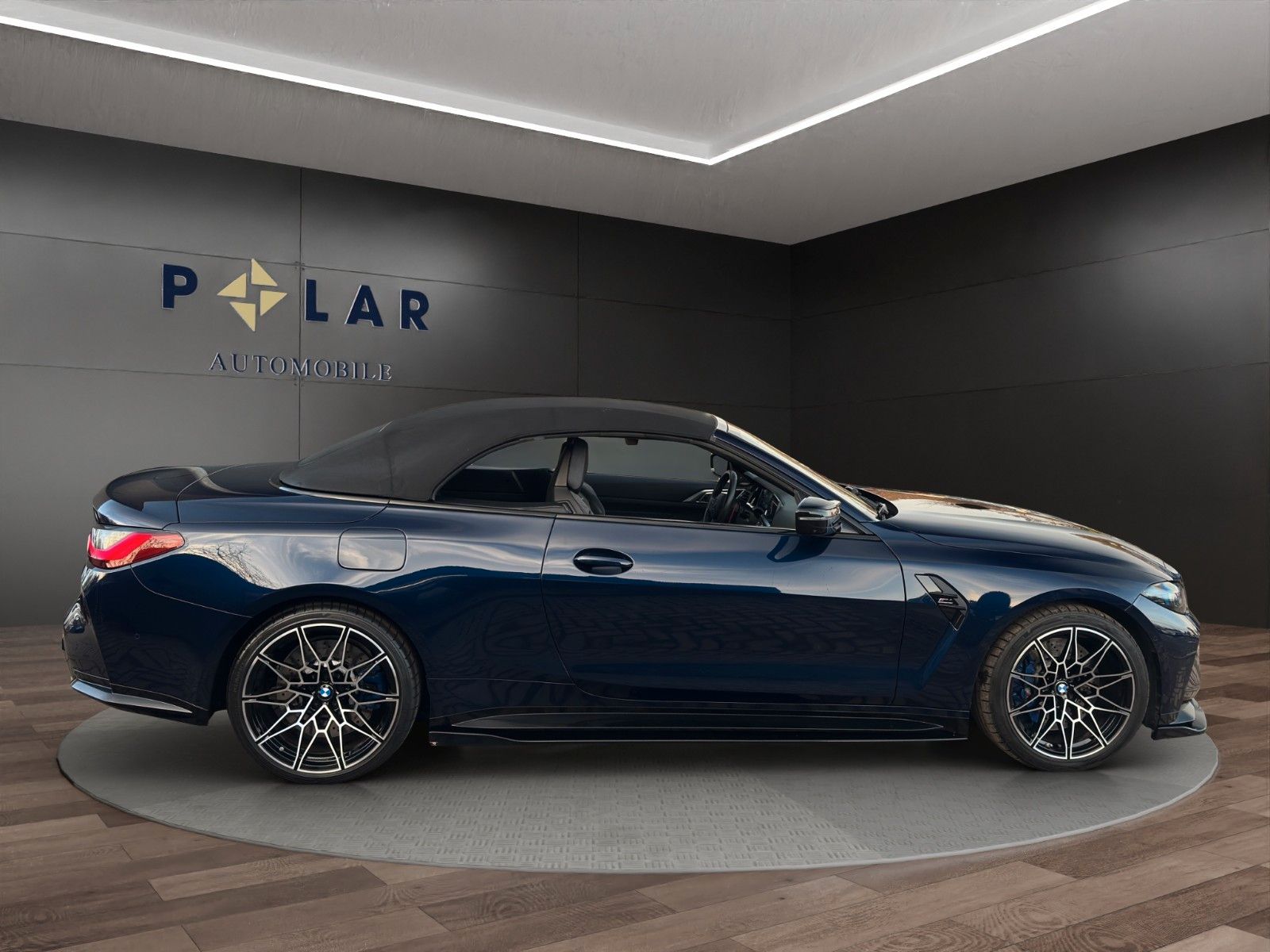 Fahrzeugabbildung BMW M4 Comp. Cabrio xDrive HUD/360°/H&K/Bhz.Lenk