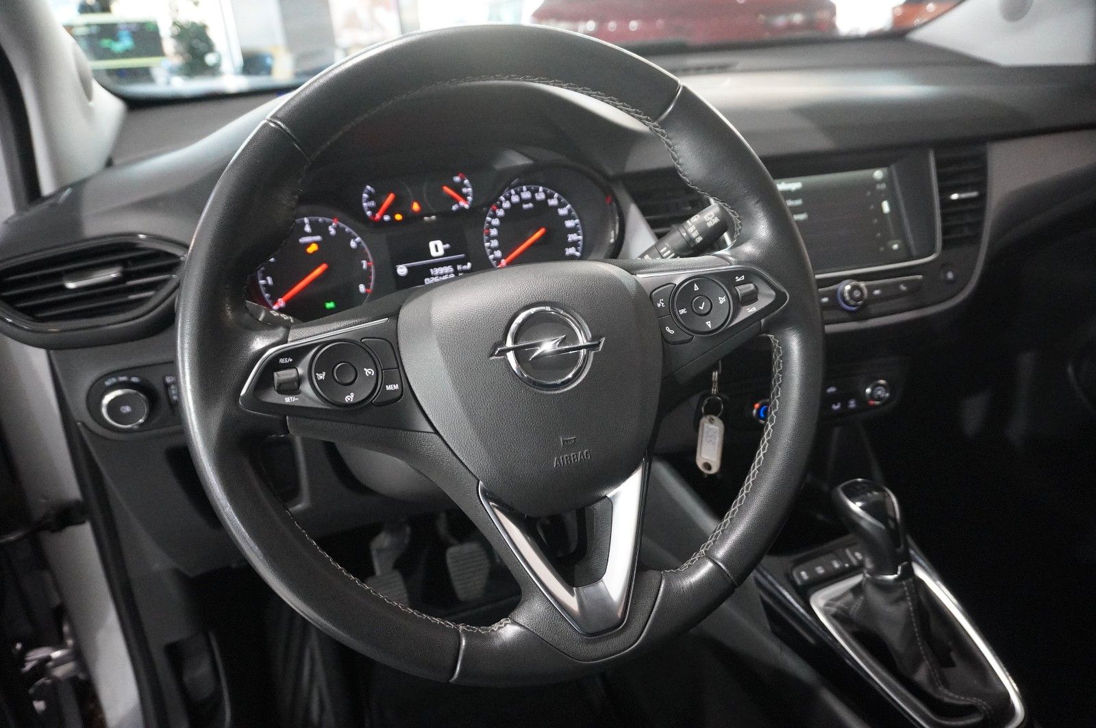 Fahrzeugabbildung Opel Crossland (X) 1.2 EDITION NAVI/LED/KAMERA/DAB+