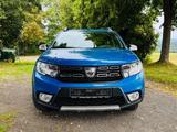 Dacia Logan MCV II Kombi Stepway Celebration - Dacia Logan: Celebration