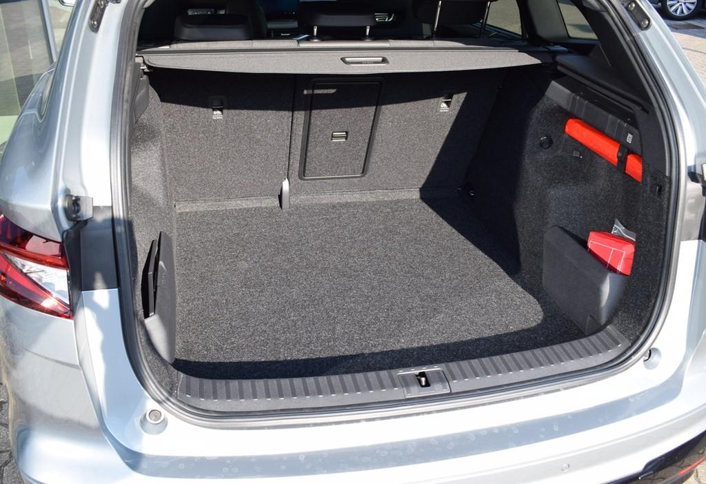 Skoda Enyaq 85x Sportline *Matrix*HuD*AHK*360°