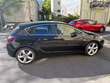 Opel Astra 2.0 CDTI Sport Automatik Sport - Opel Astra mit Diesel-Antrieb: 2.0