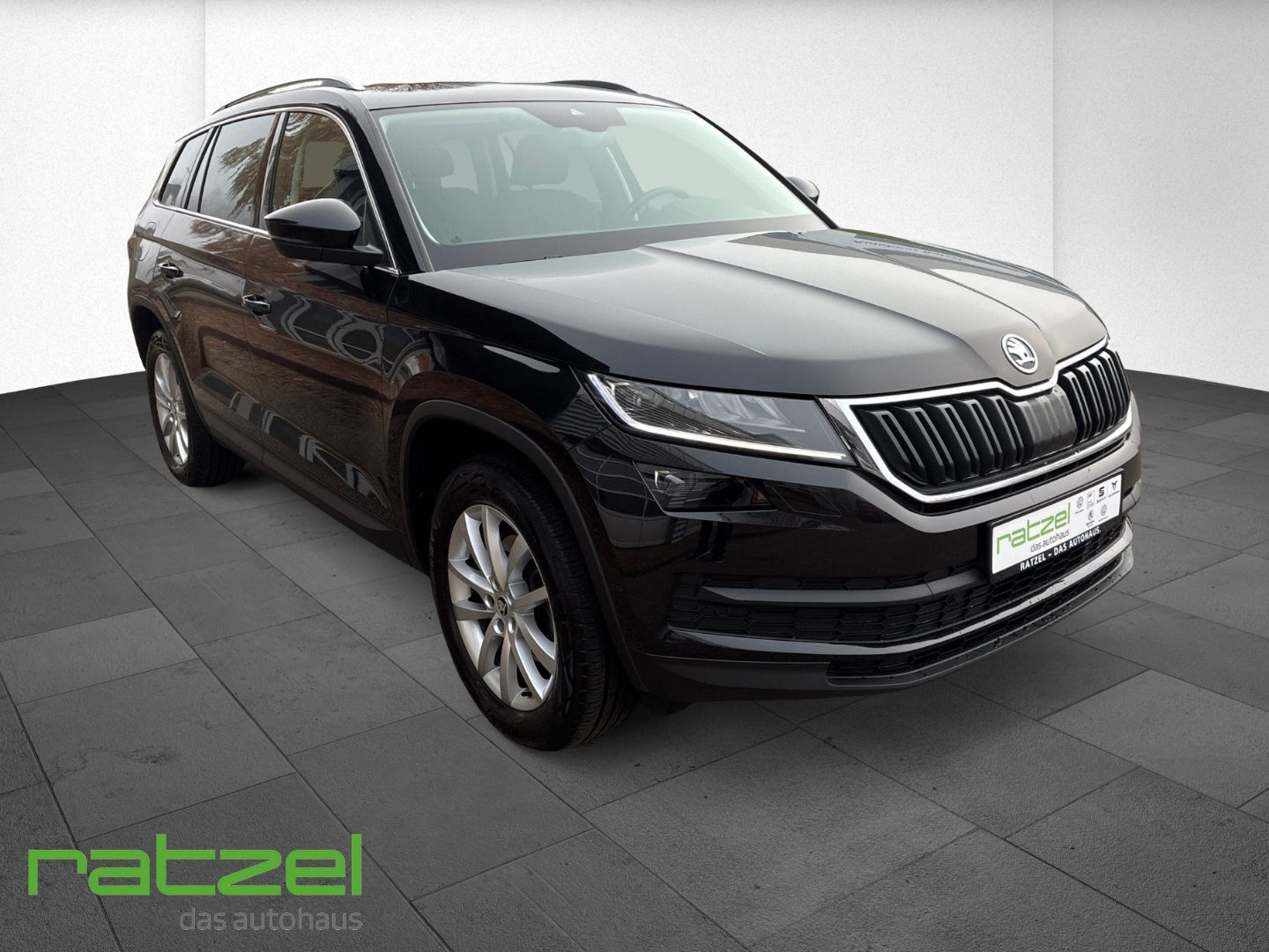 Fahrzeugabbildung SKODA Kodiaq 2.0 TDI DSG Style AHK Navi Digitales Cock
