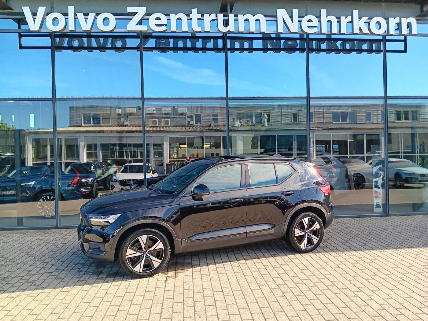 Fahrzeugabbildung Volvo XC40 Recharge Single Pro 'Glasdach, 360, e-Sitze