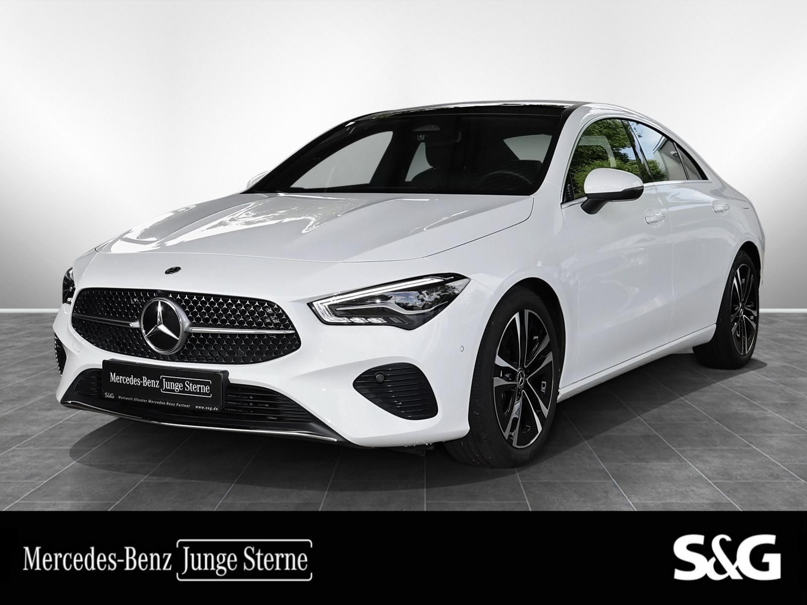 MERCEDES-BENZ CLA 180 Coupé PANO+TOTWINKEL+KAMERA+LED+CARPLAY