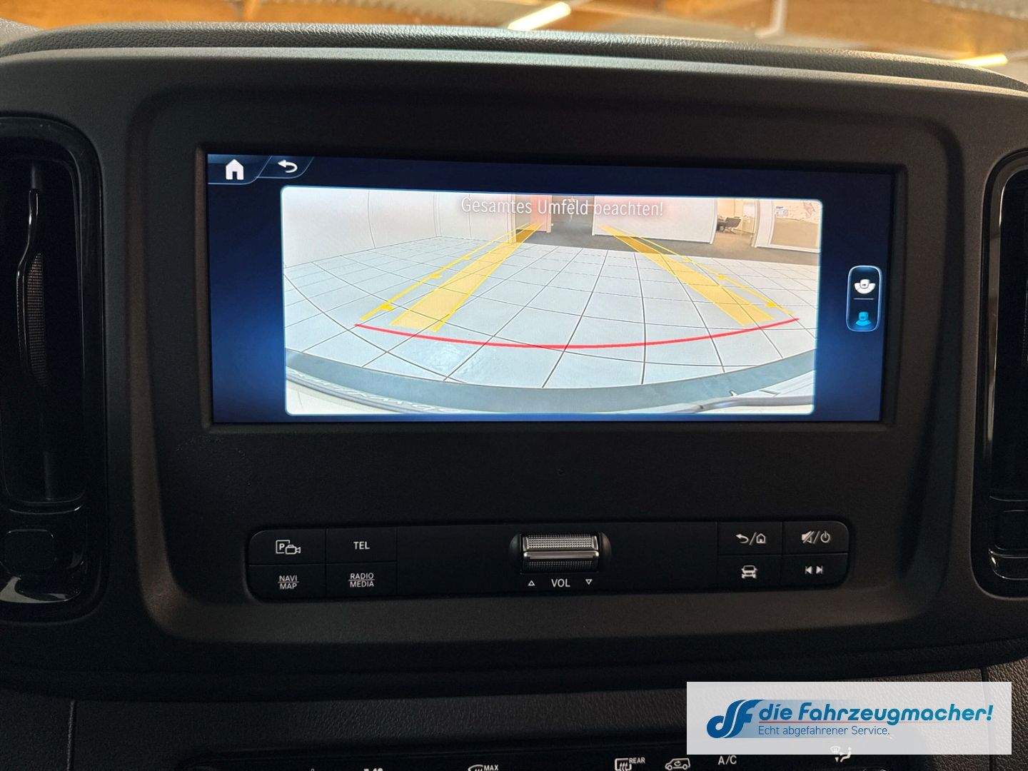 Fahrzeugabbildung Mercedes-Benz Vito Kasten 116 CDI RWD PRO lang Navi Apple CarP