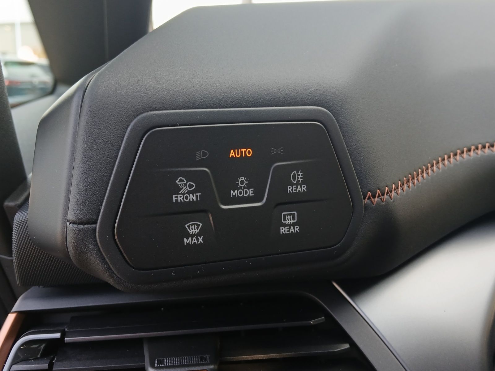 Fahrzeugabbildung CUPRA Born Edition Dynamic 79kW CargoP.