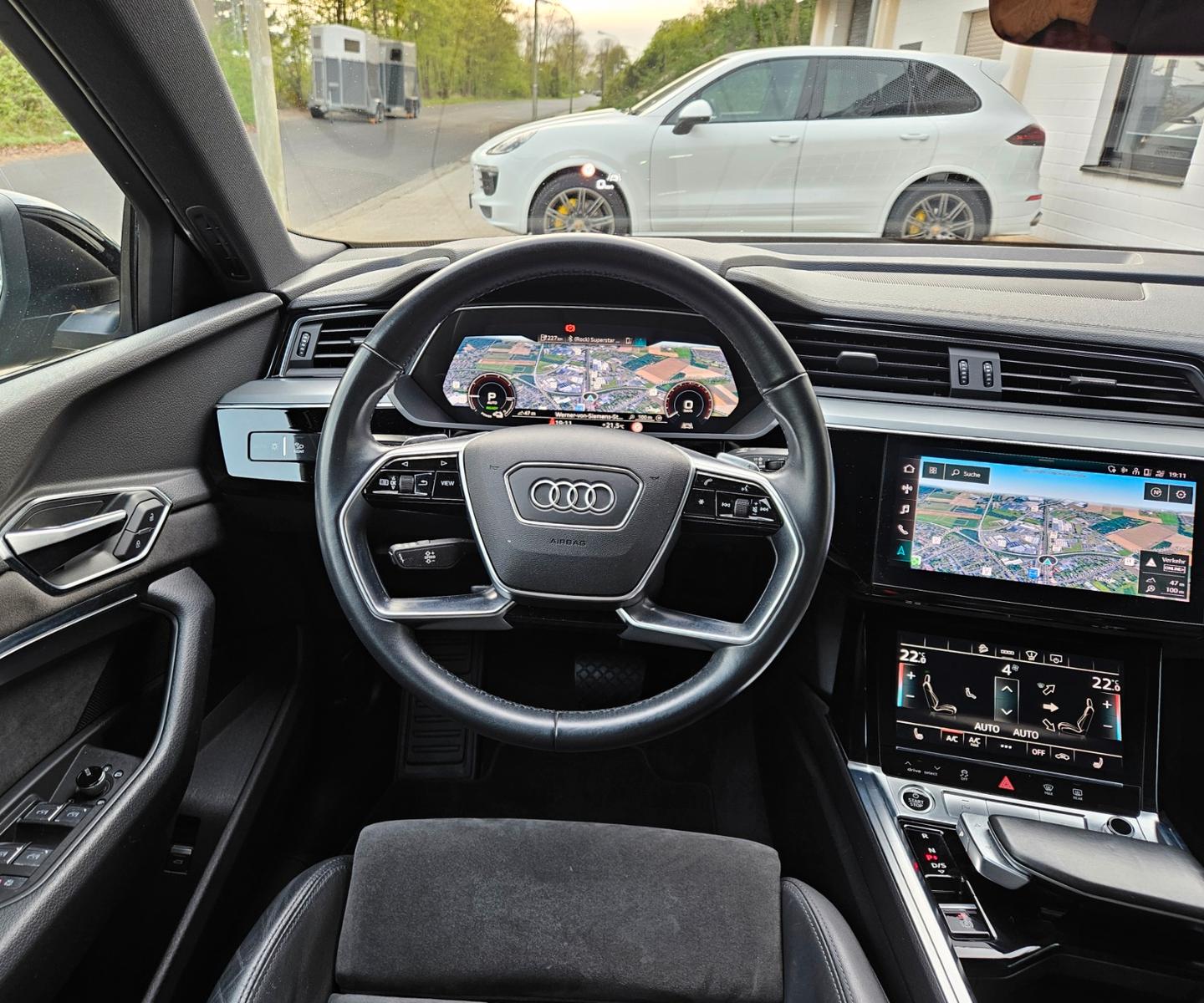 Audi e-tron Sportback 50 quattro S line VOLL GARANTIE, миниатюра 24