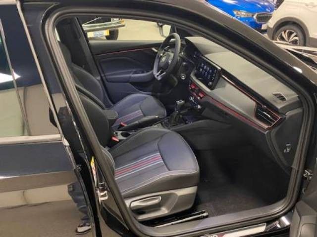 Fahrzeugabbildung SKODA Kamiq 1.5 TSI ACT DSG Monte Carlo+MATRIX+APP++++