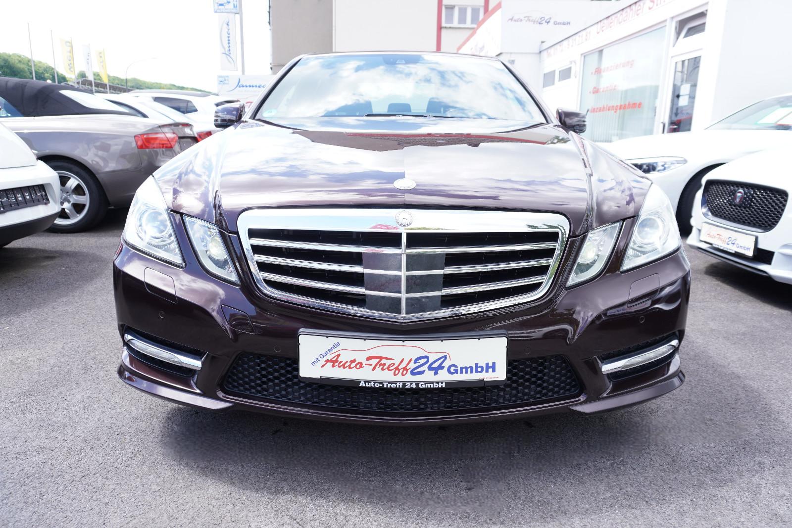 Mercedes-Benz E 300 CGI 4Matic *AMG Line*Xenon*Kamera*Navi*TOP