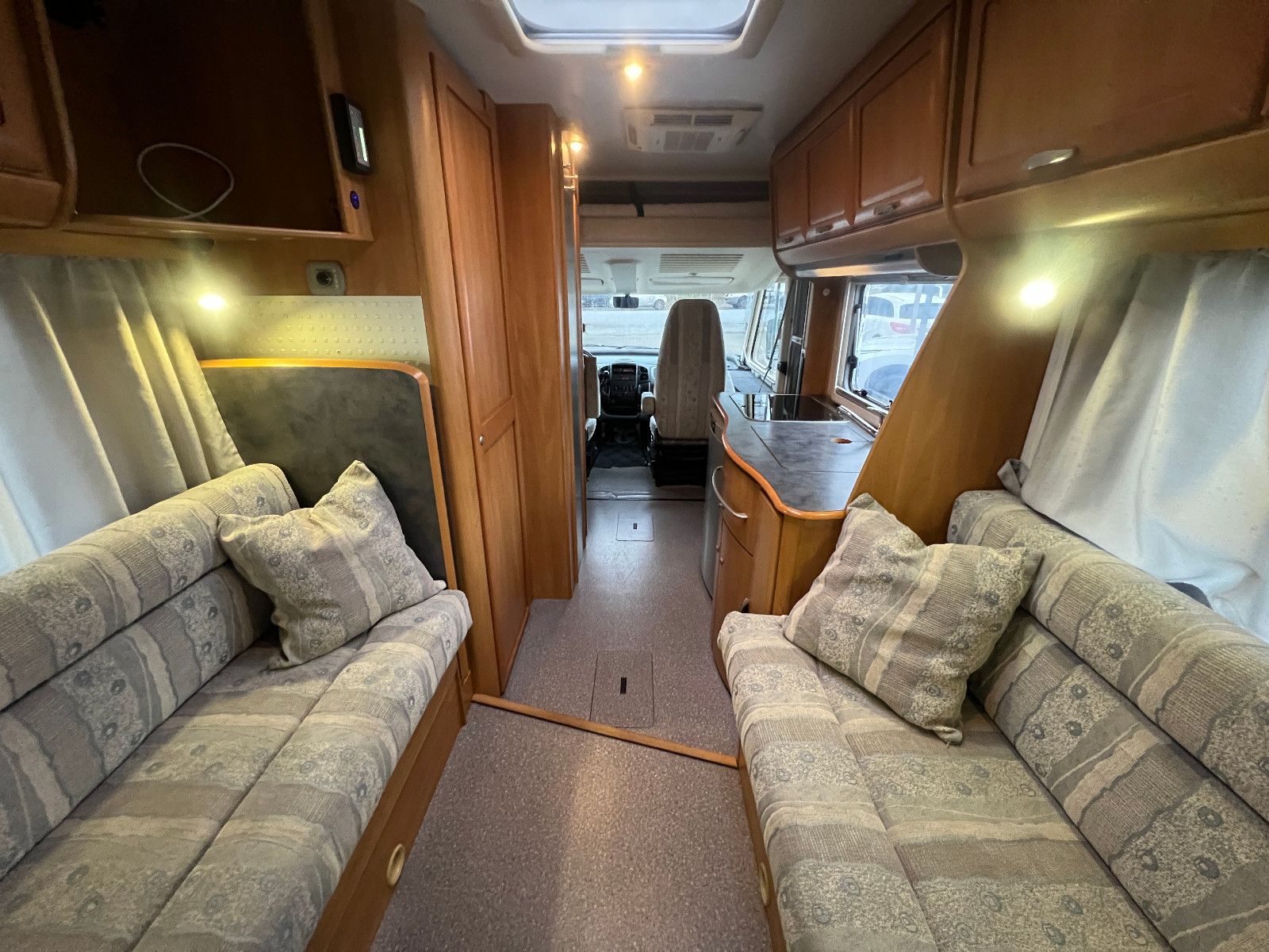 Fahrzeugabbildung HYMER / ERIBA / HYMERCAR B634 FIAT ALKO DPF LOUNGE DACHKLIMA SOLAR AUTSAT