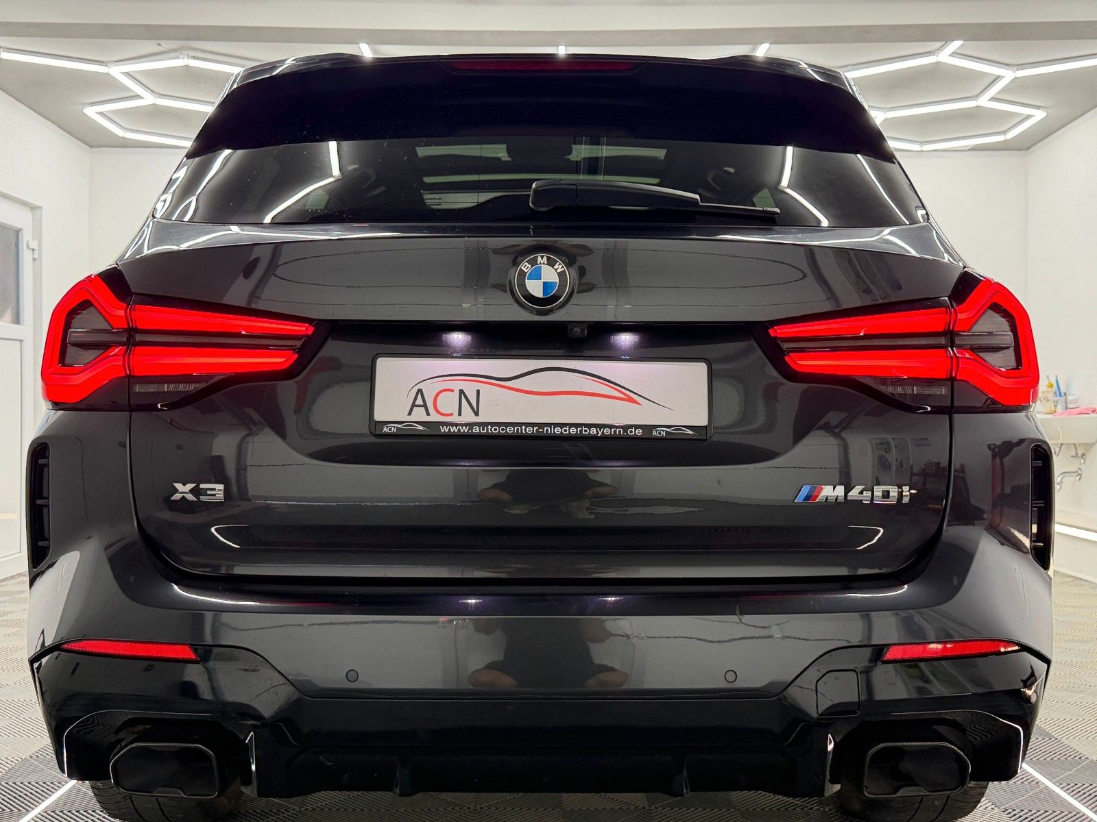 Fahrzeugabbildung BMW X3 M40i/FACELIFT/LASER/PANO/360*/ACC/HuD/STHZ