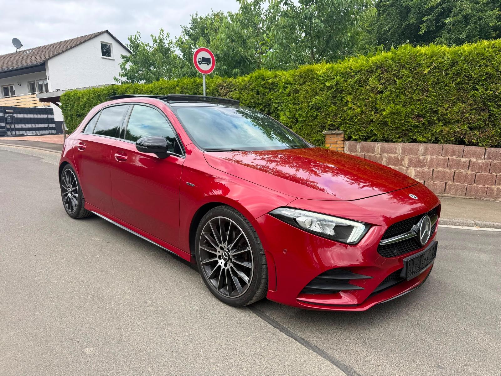 Mercedes-Benz A 200 AMG Edition 2020 Automatik Pano