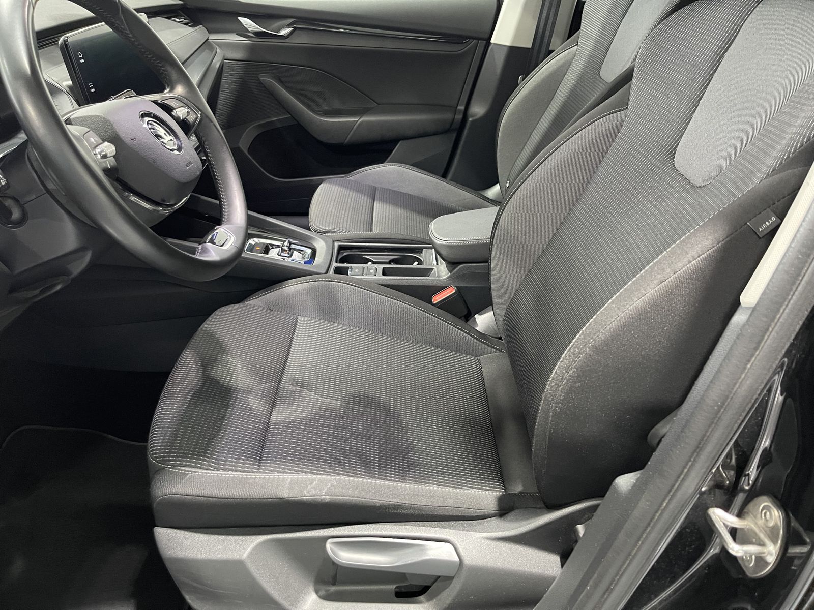 Fahrzeugabbildung SKODA Octavia 2.0 TDI*LED*Cam*SHZ*Navi*PDC*Lane*