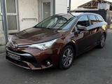 Toyota Avensis Touring Sports Business Edition - Toyota Avensis in Frankfurt (Main)