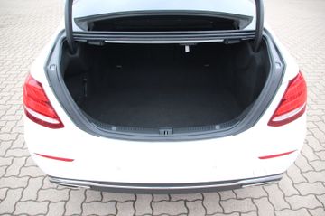Mercedes E 200 - 8