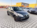 Dacia Sandero Laureate / EURO 4 / 1.Hand - Dacia: Laureate