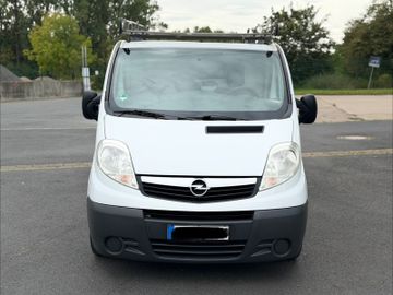 Opel Vivaro - 2