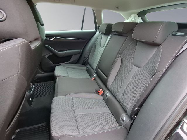Octavia Combi 2.0TDI DSG Ambition AHK
