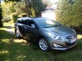 Hyundai i40 cw 1.6 GDI 1,6GDI,3Kameras, SHZ,elektr. Sitz - Hyundai i40 mit Benzin-Antrieb: Kombi, 1.6