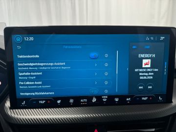 Fahrzeugverkauf 22 Ford Kuga ST-Line 1.5 AT AHK Navi Pano Kamera