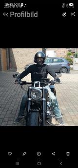 Harley-Davidson Breakout - gebrauchte Motorräder in Aachen
