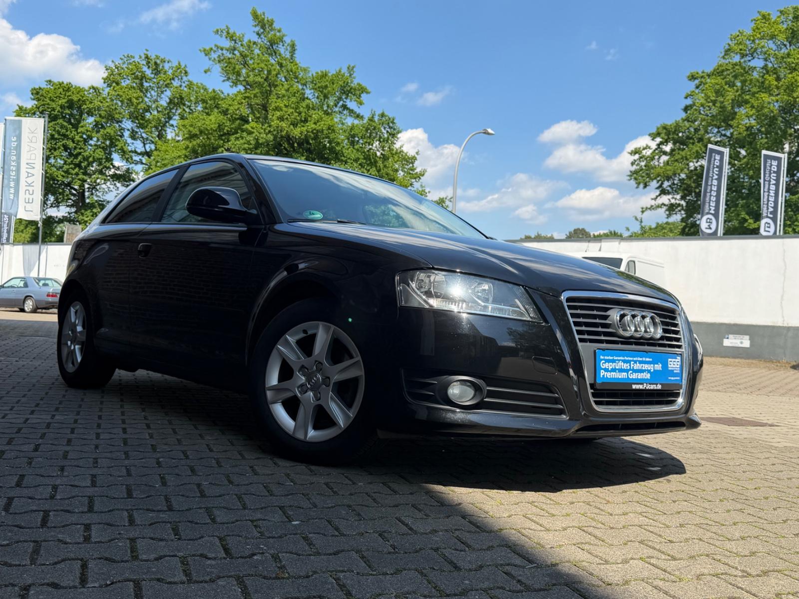 Audi A3 1.4 TFSI Attraction**Inspektion Neu*82876 Km*