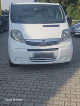 Opel// Vivaro // Beamtenfahrzeug // L2 H1 - gebrauchte Opel Vivaro aus dem Jahr 2012