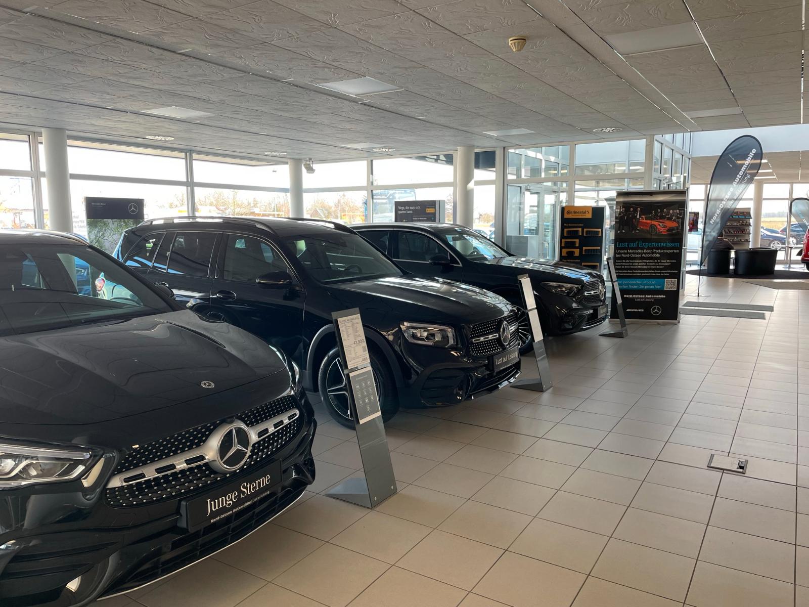 showroom-image-bottom