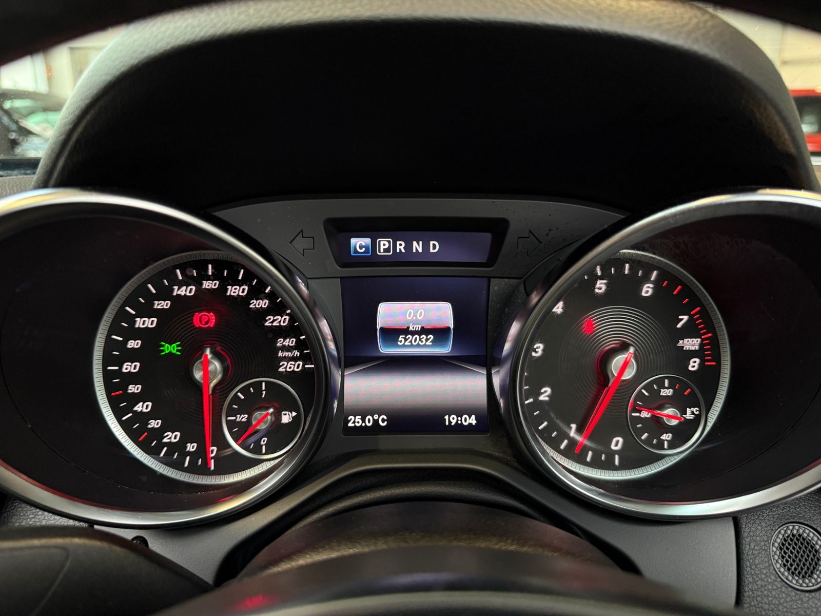 Fahrzeugabbildung Mercedes-Benz SLC 200 AIRSCARF LED NAVI