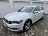 Volkswagen Passat Highline 2.0 TDI Automatik Navi Kam - Volkswagen Passat mit Diesel-Antrieb: Weiß, Alcantara