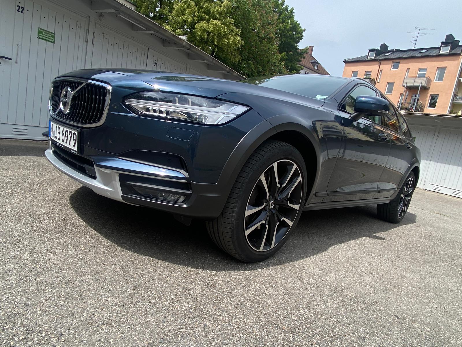 Volvo V90 CROSS COUNTRY PRO *VOLVO SERVICE*2.HAND*
