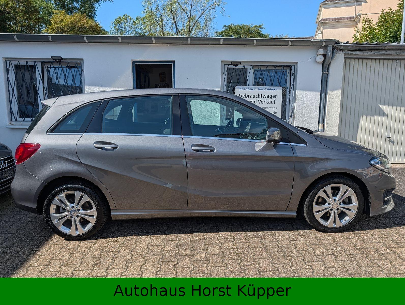 Mercedes-Benz B 200